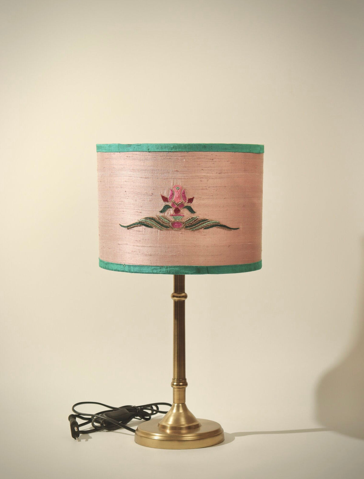 Minimalistic Cast Lamp
