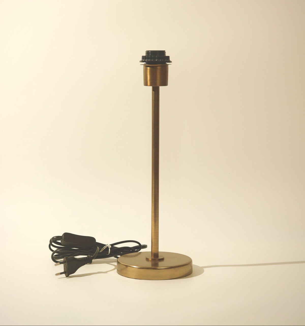 Minimalistic Table Lamp
